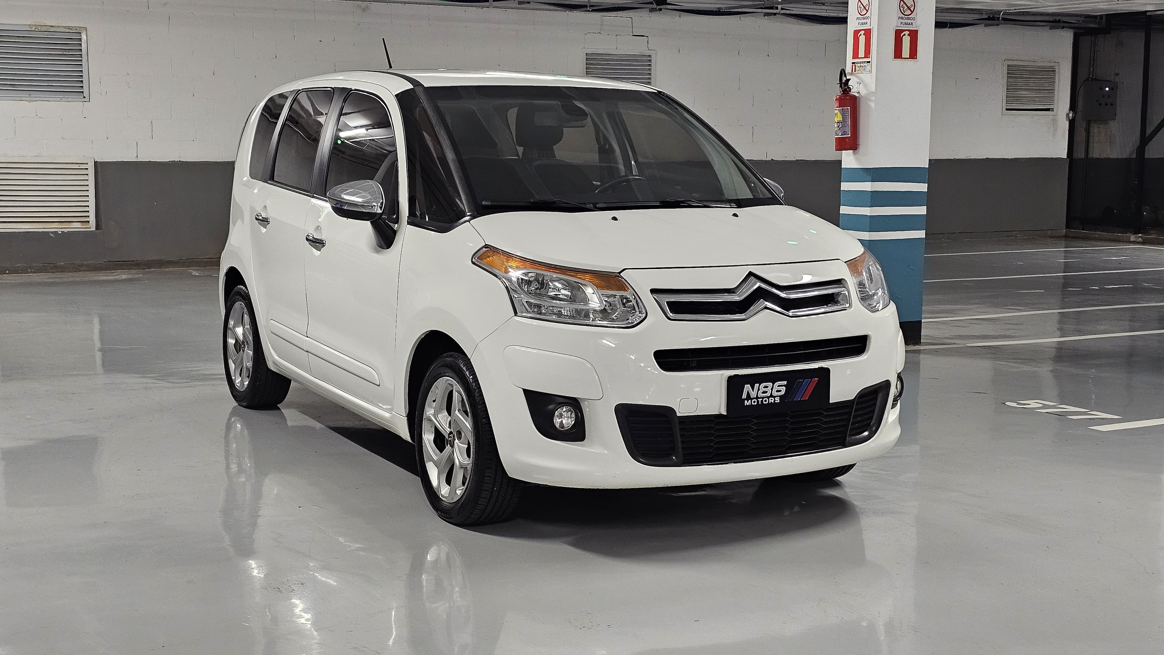 Citroën C3 Picasso Excl. 1.6 Flex 16V 5p Aut. Exclusive Automática 2015 seminovo N86 Motors, foto 1