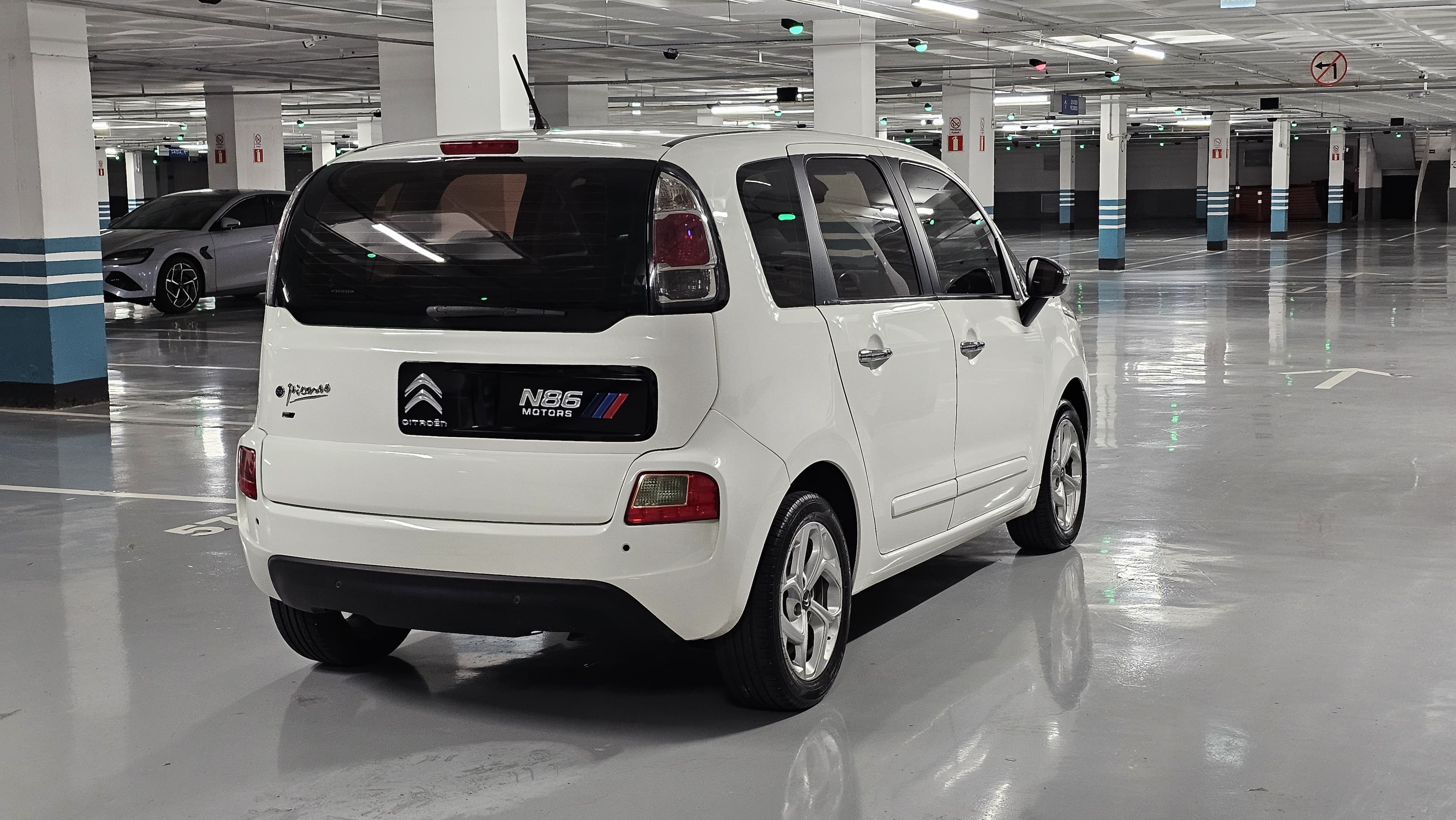 Citroën C3 Picasso Excl. 1.6 Flex 16V 5p Aut. Exclusive Automática 2015 seminovo N86 Motors, foto 7