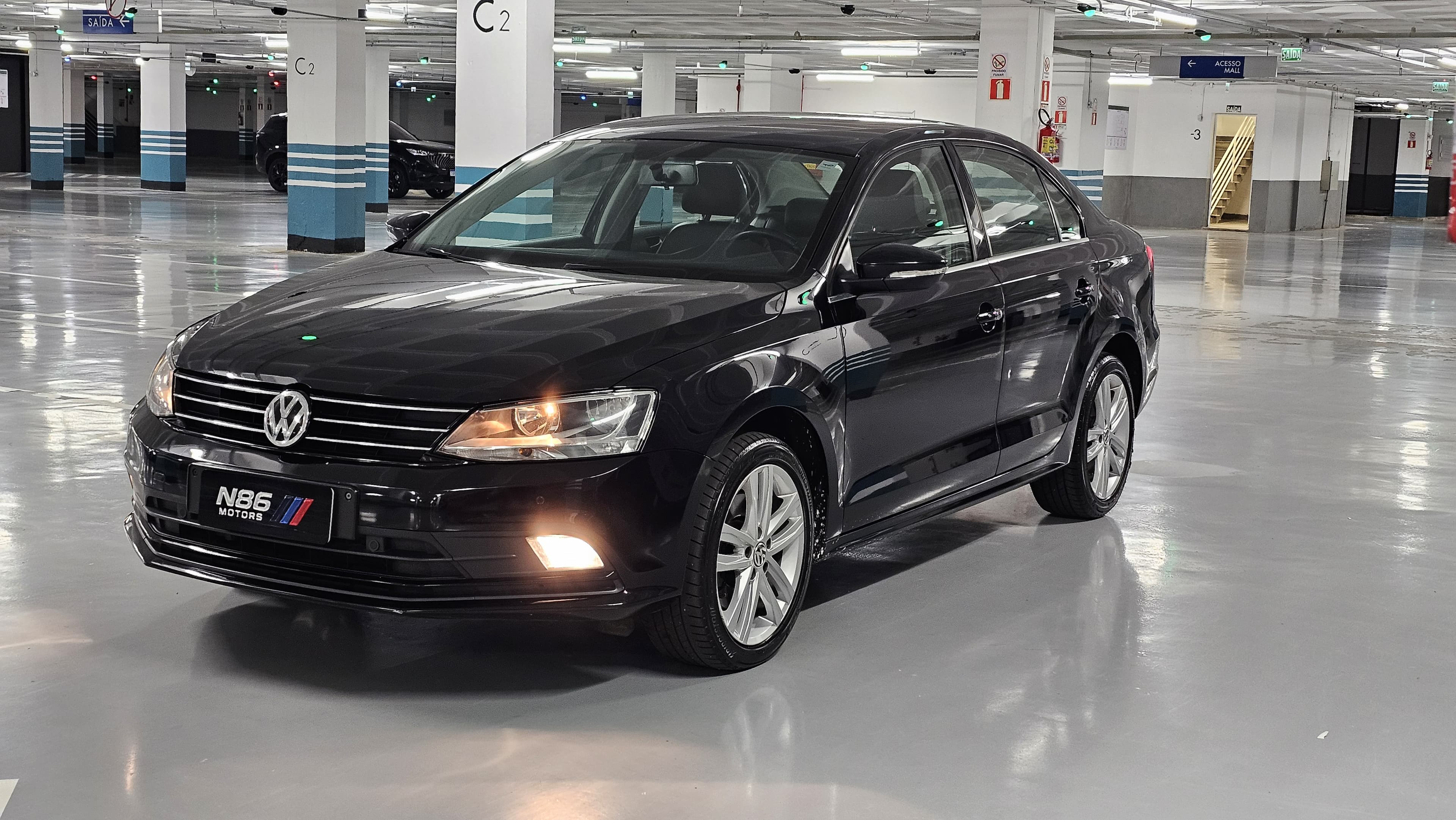 VW - VolksWagen JETTA Highline 2.0 TSI 16V 4p Tiptronic 2.0 Tsi Highline 2016 seminovo N86 Motors, foto 3