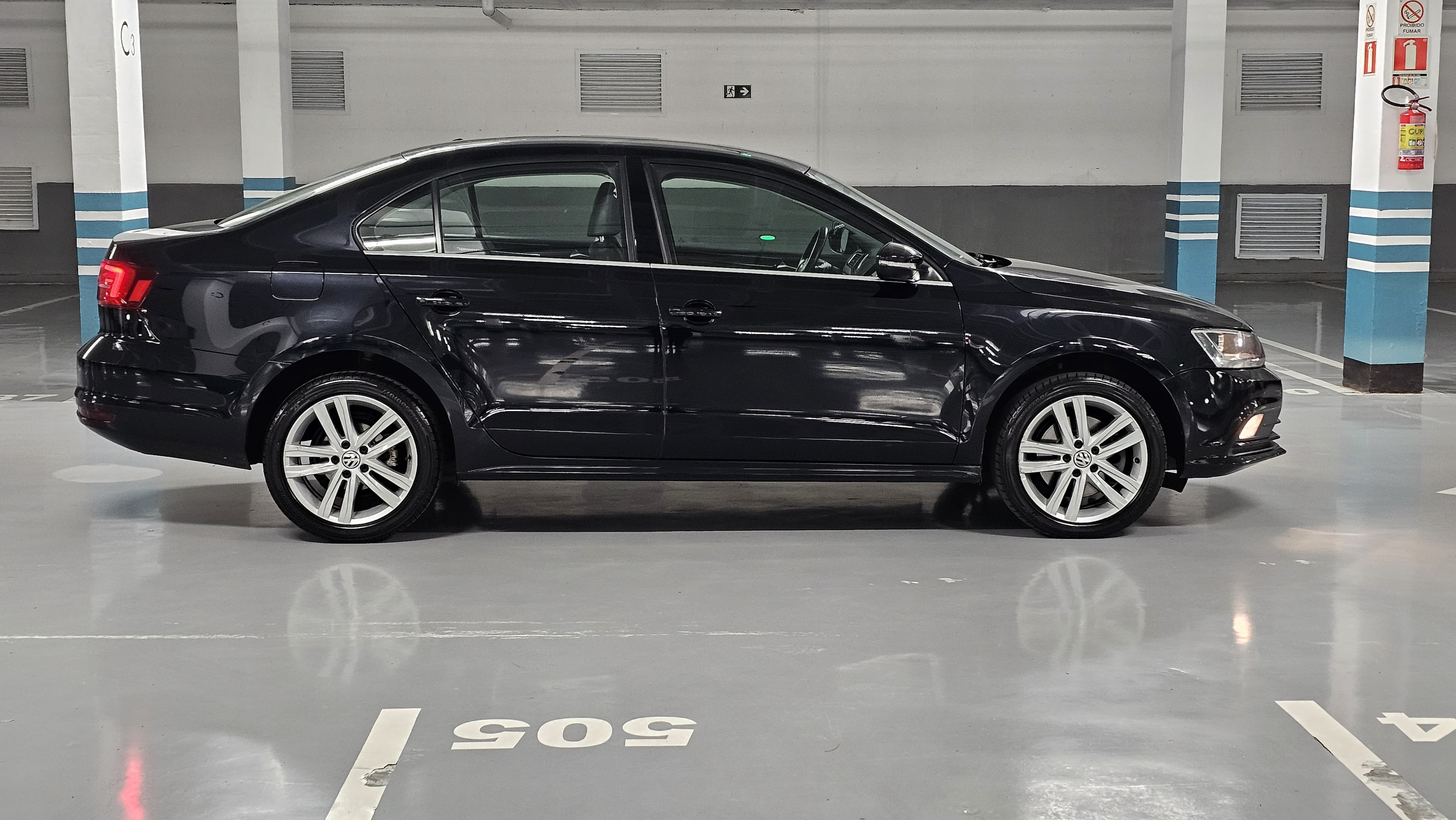 VW - VolksWagen JETTA Highline 2.0 TSI 16V 4p Tiptronic 2.0 Tsi Highline 2016 seminovo N86 Motors, foto 8