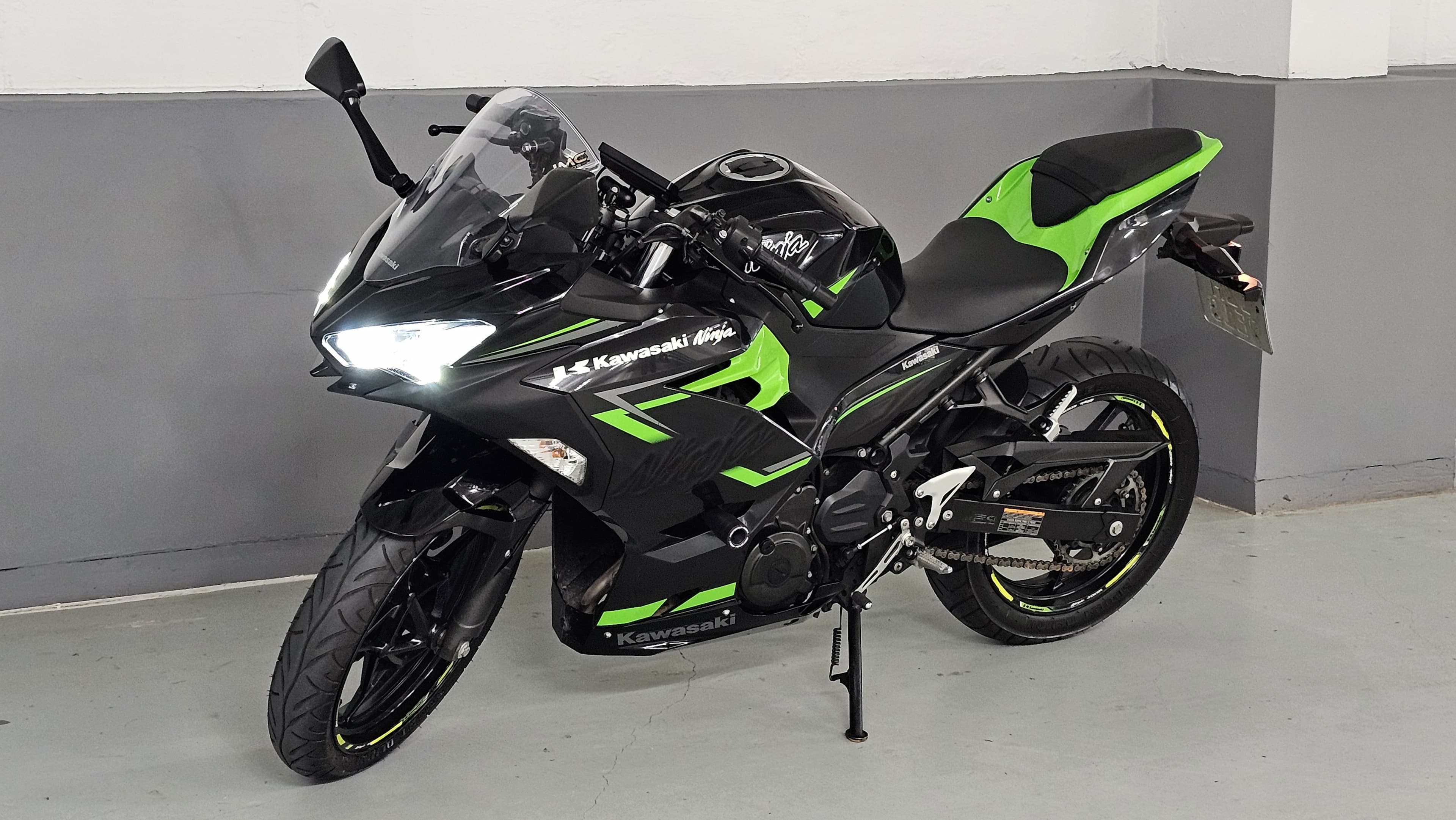 KAWASAKI seminovos N86 Motors