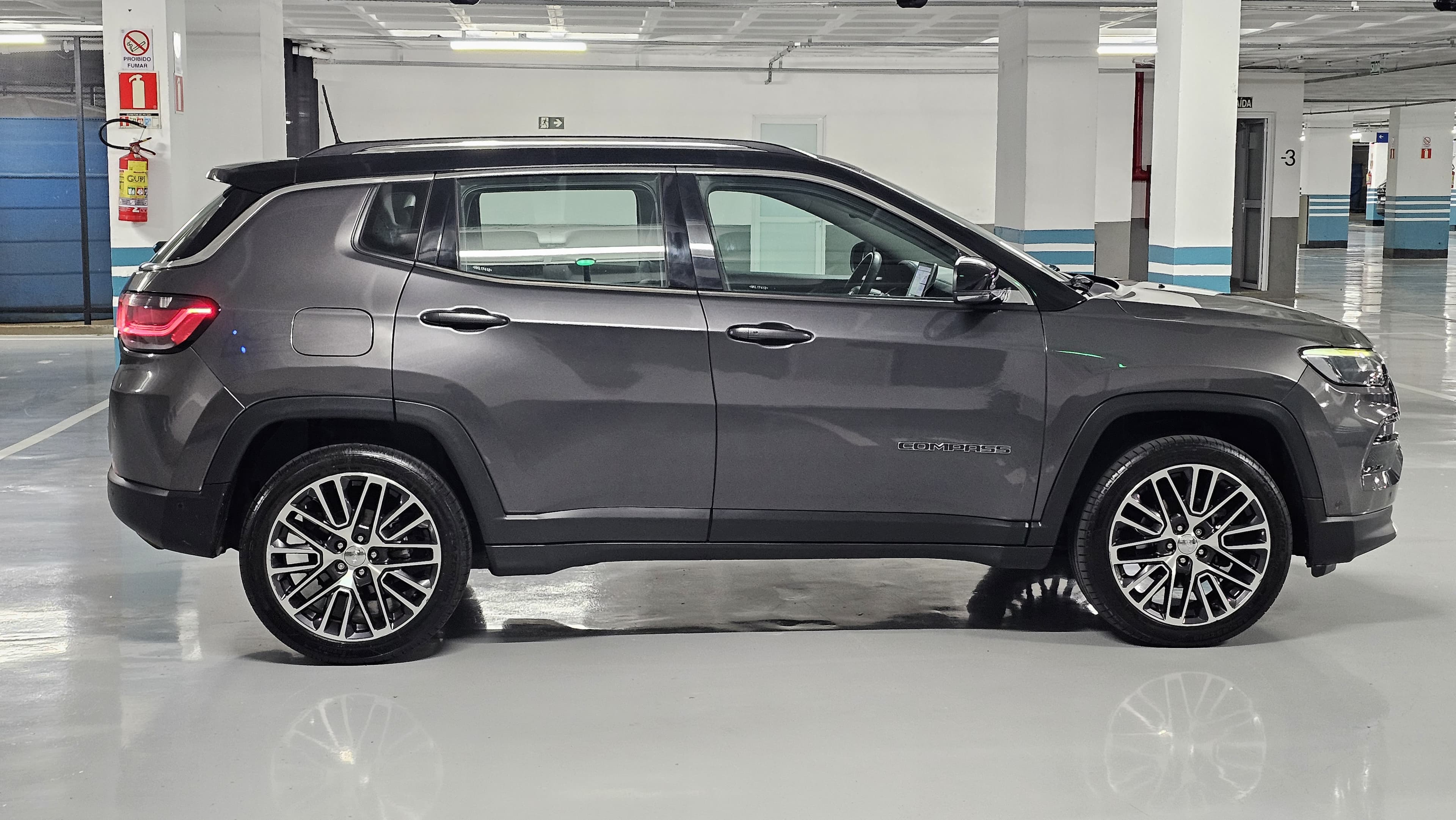 Jeep COMPASS LIMITED T270 1.3 TB 4x2 Flex Aut Limited T270 COM TETO SOLAR 2022 seminovo N86 Motors, foto 8