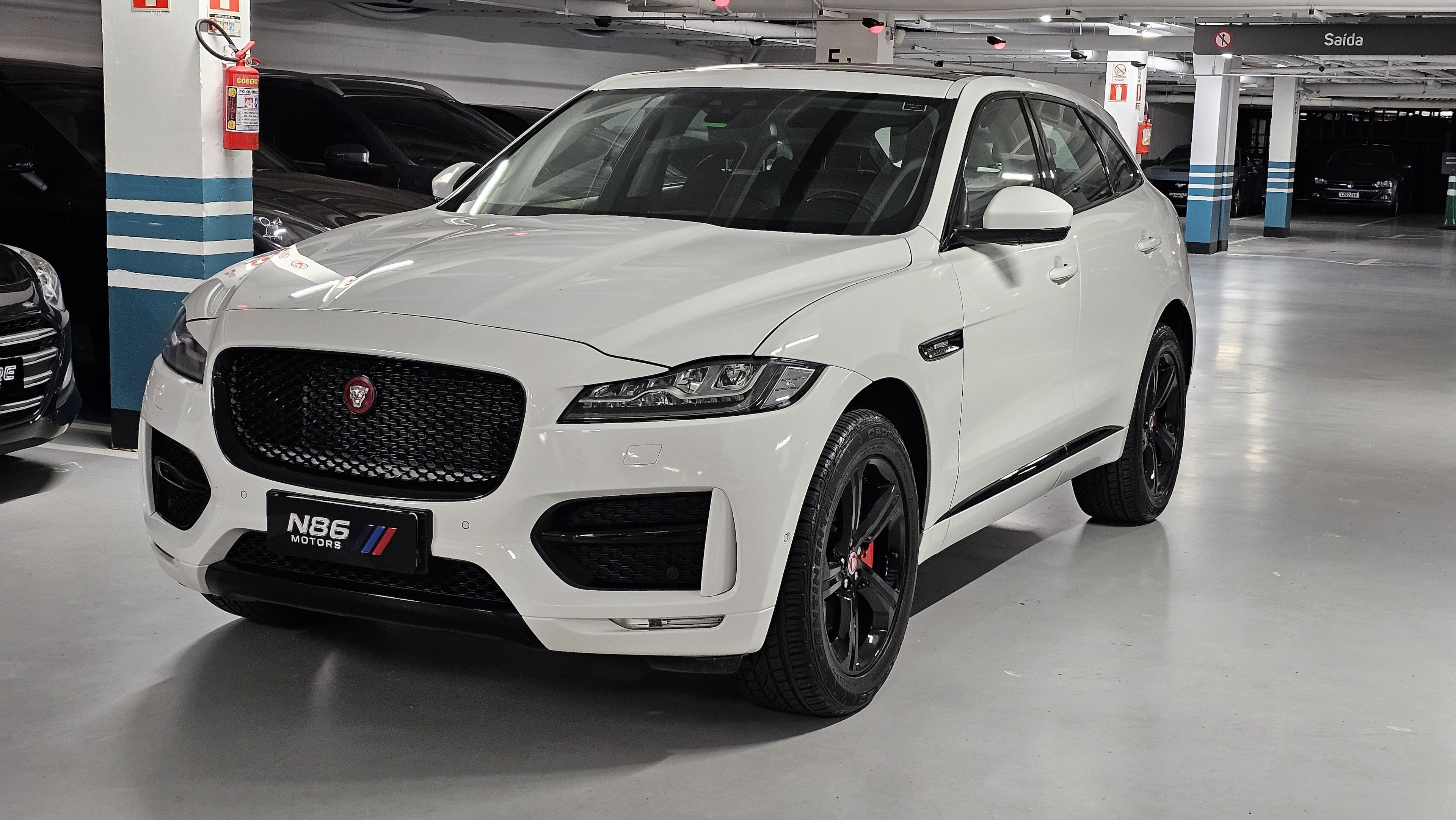 Jaguar F-Pace 3.0 R-Sport 340cv Aut. R-Sport 3.0 V6 2017 seminovo N86 Motors, foto 3