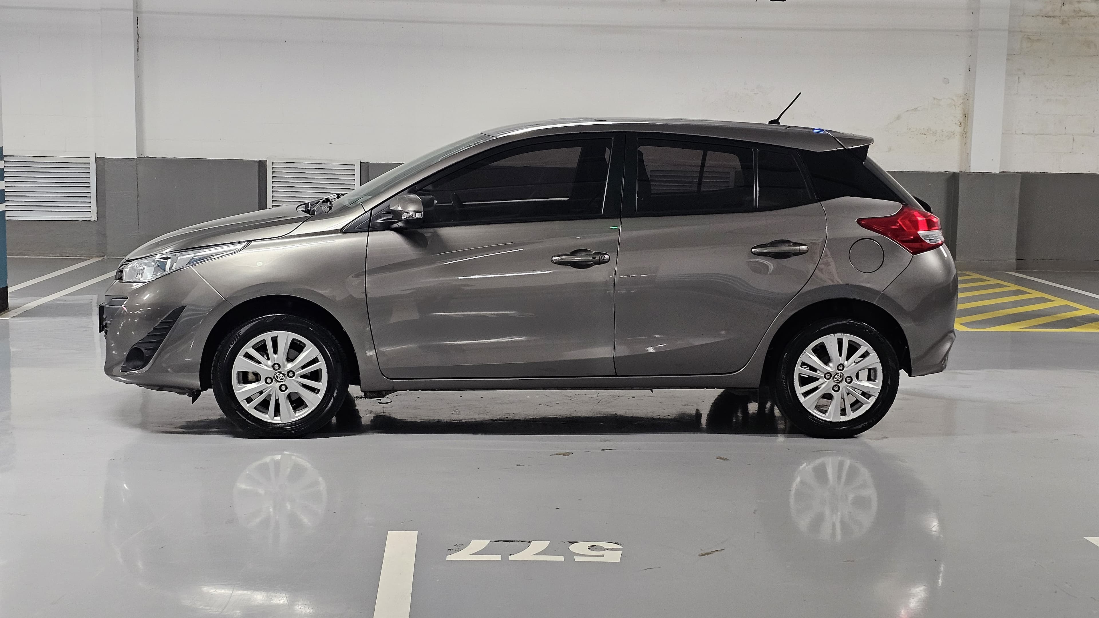 Toyota YARIS XL Plus Tech 1.3 Flex 16V Aut. XL PLUS TECH 1.3 AUT 2019 seminovo N86 Motors, foto 4