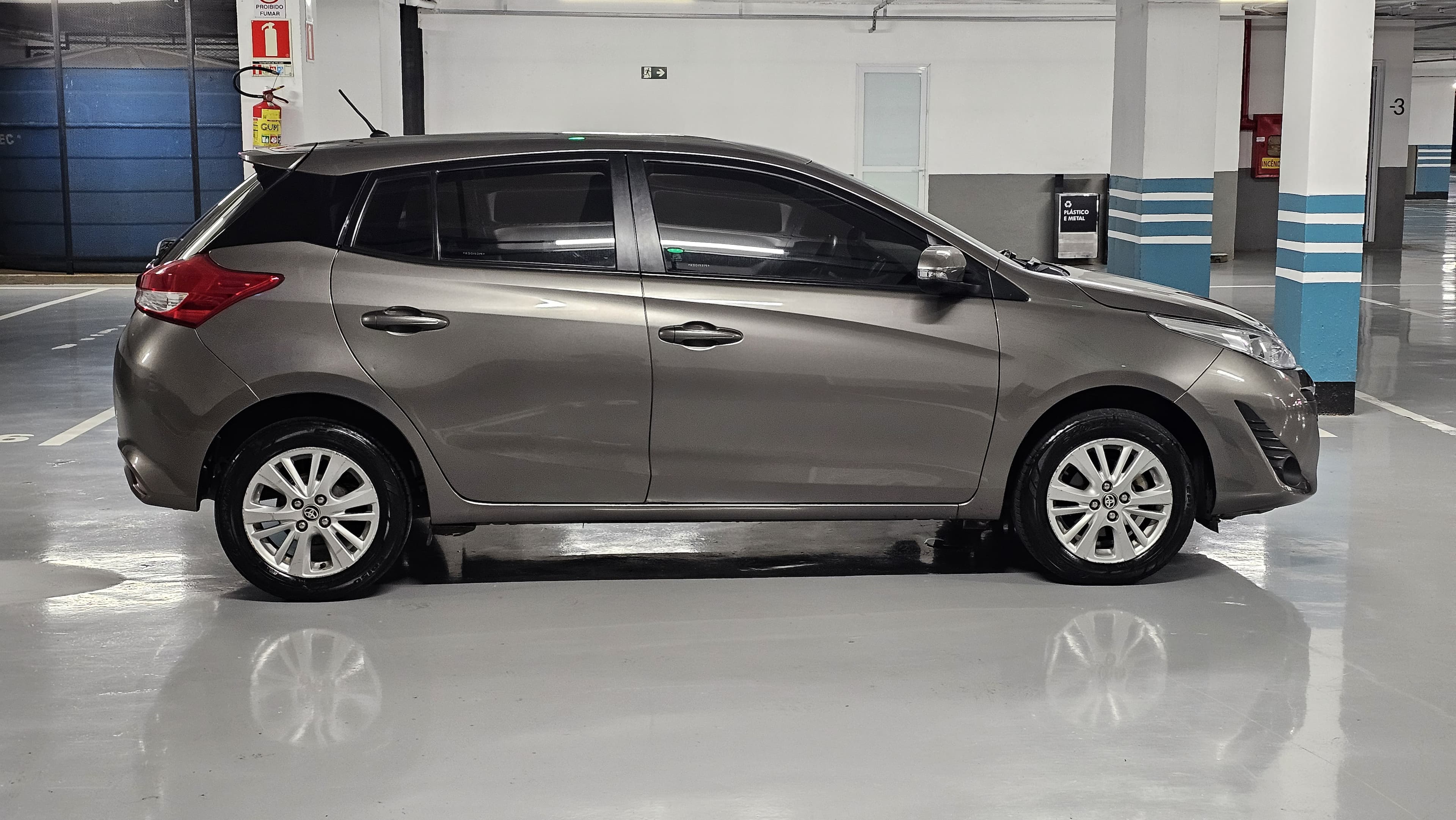 Toyota YARIS XL Plus Tech 1.3 Flex 16V Aut. XL PLUS TECH 1.3 AUT 2019 seminovo N86 Motors, foto 8